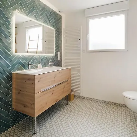 ゲストハウス Maison Exception Cote Sauvage 4*